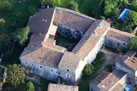commanderie de jalès activité au camping la source en ardeche meridionale